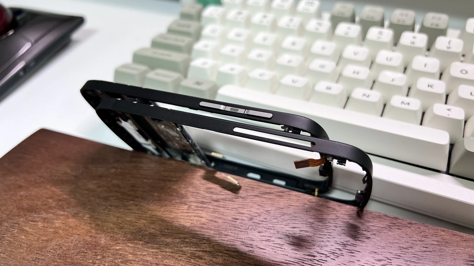 24-08-05 00-10-41 3321.jpg