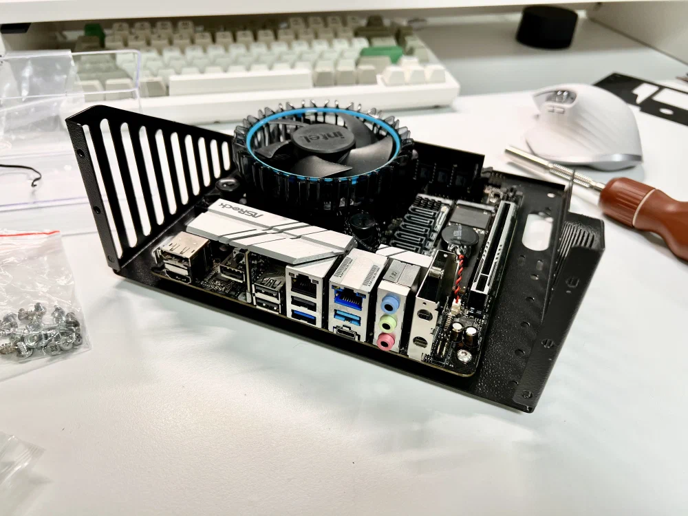 10인치 ITX 메인보드 랙마운트 브라켓 메인보드 조립