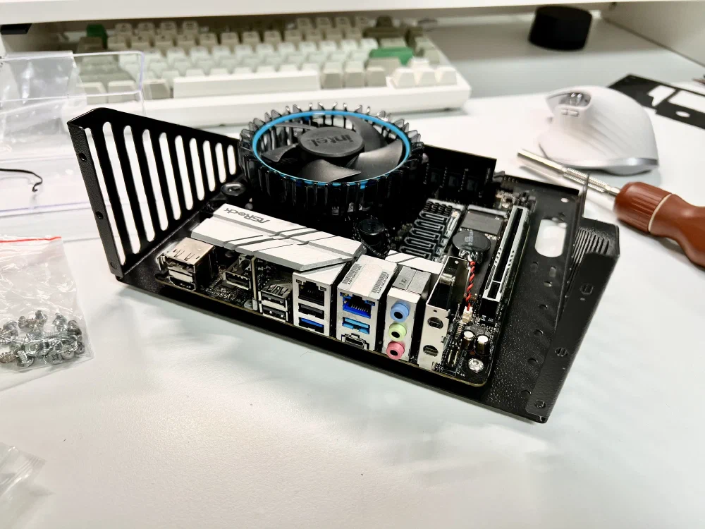 10인치 ITX 메인보드 랙마운트 브라켓 메인보드 조립