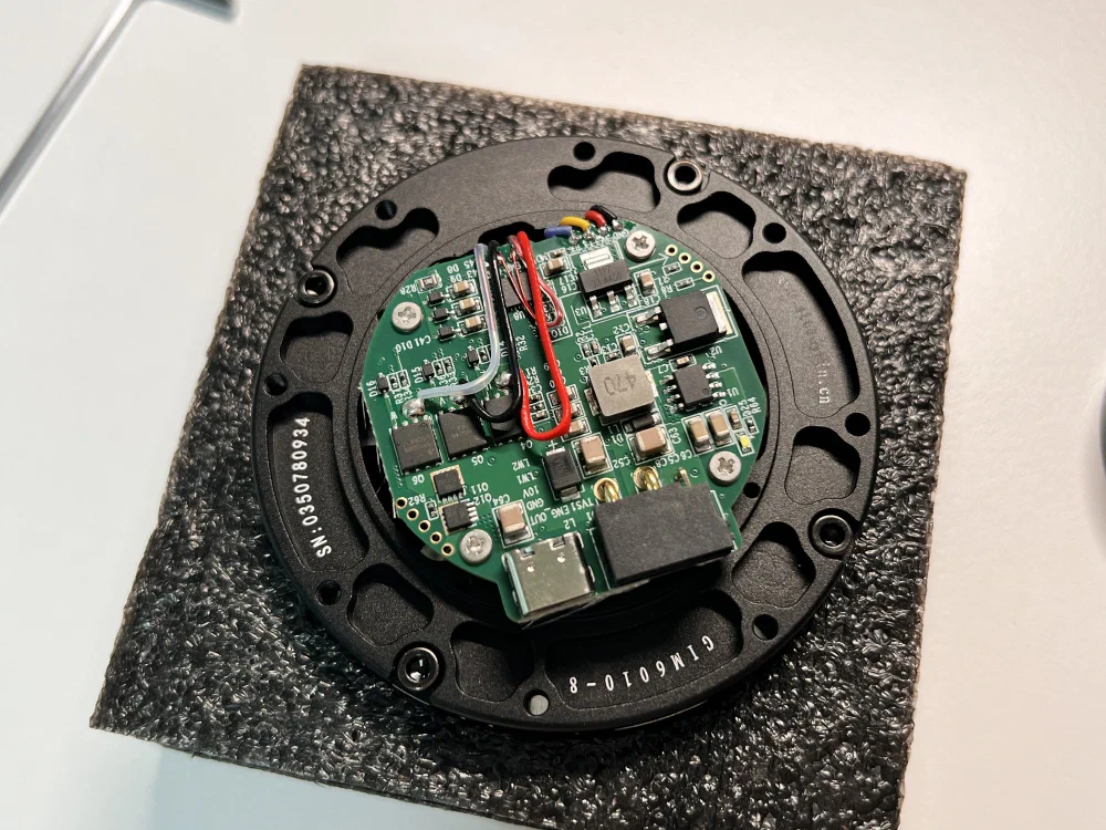 GIM6010-8 모터 분해 1