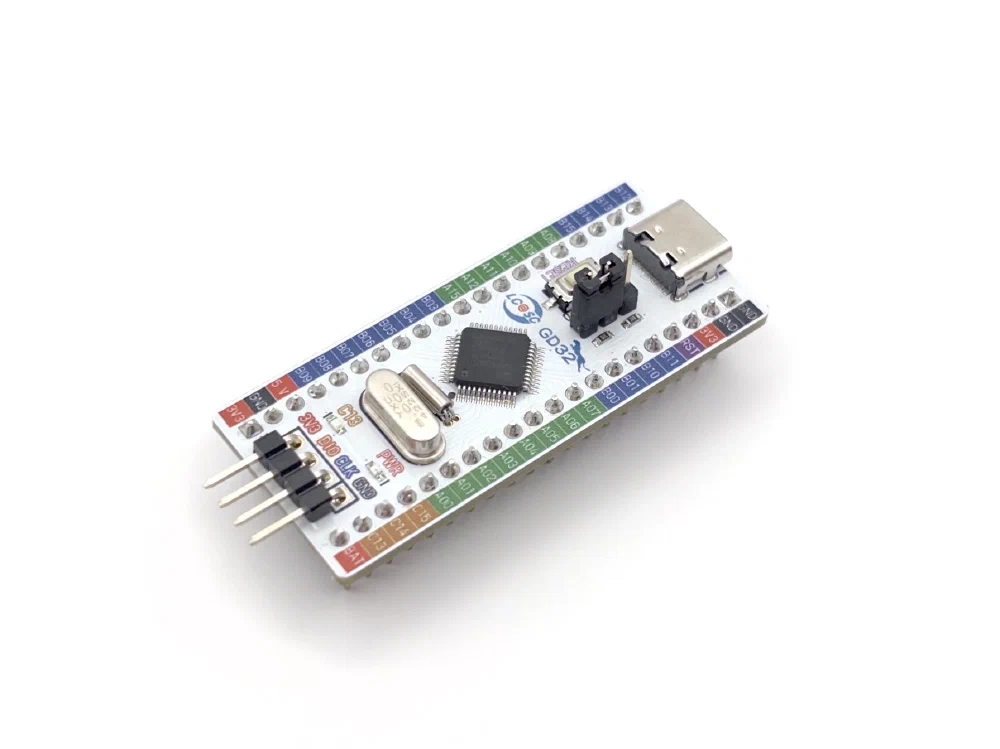 납땜한 GD32E230C8T6 개발보드