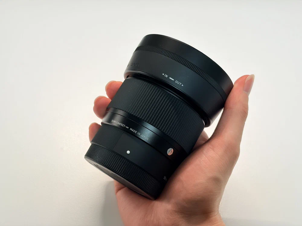 Sigma Contemporary 56mm F1.4 DC DN 렌즈 모습 2