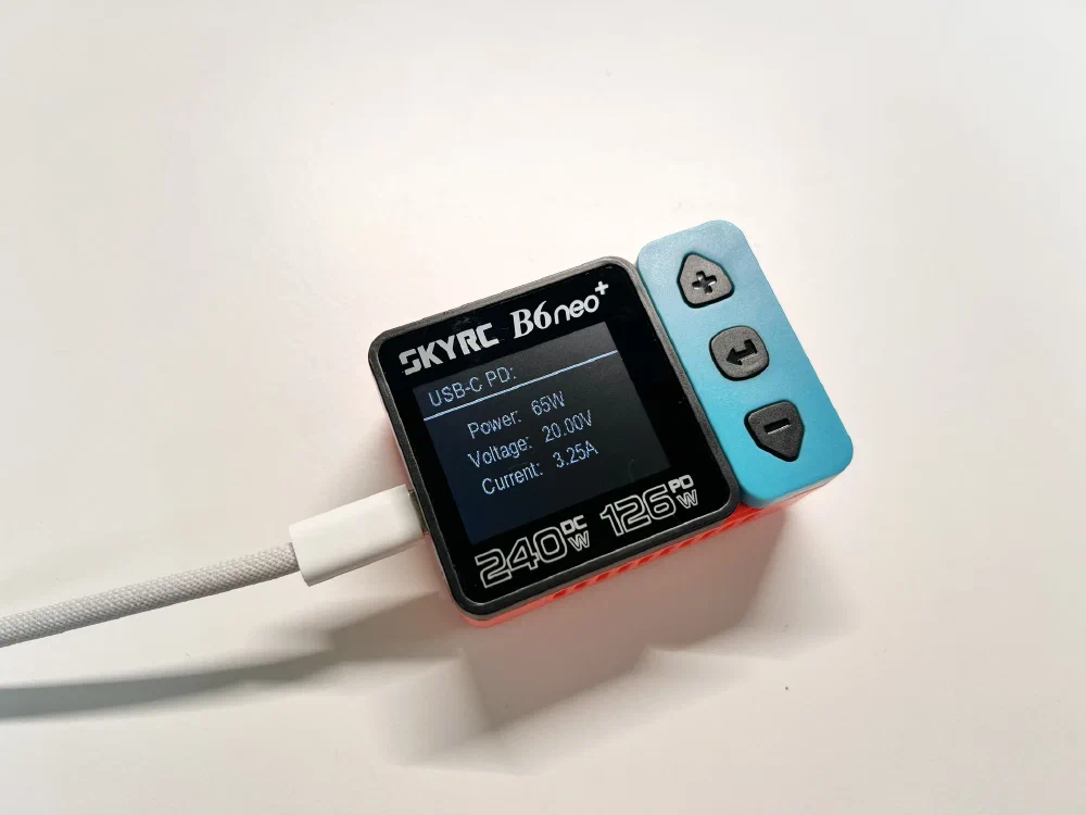 SKYRC B6 Neo Plus PD 충전기 연결